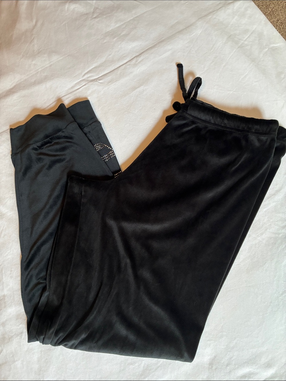 Juicy Couture Black Velour Joggers with Rhinestone Logo Size Large - Picture 3 of 4